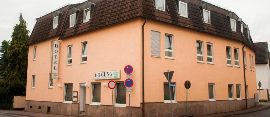 Hotel Stadt Steinbach Steinbach im Taunus Buitenkant foto